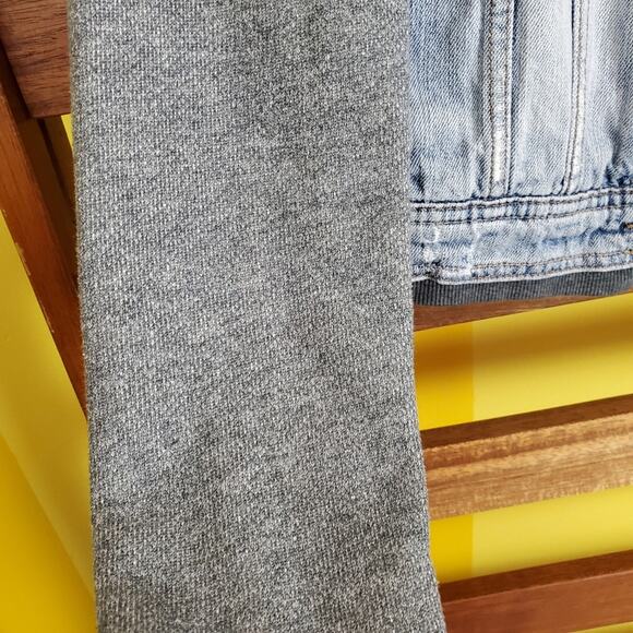 Forever 21 Light Denim & Knit Sleeve Jacket, Sz S - Picture 2 of 4